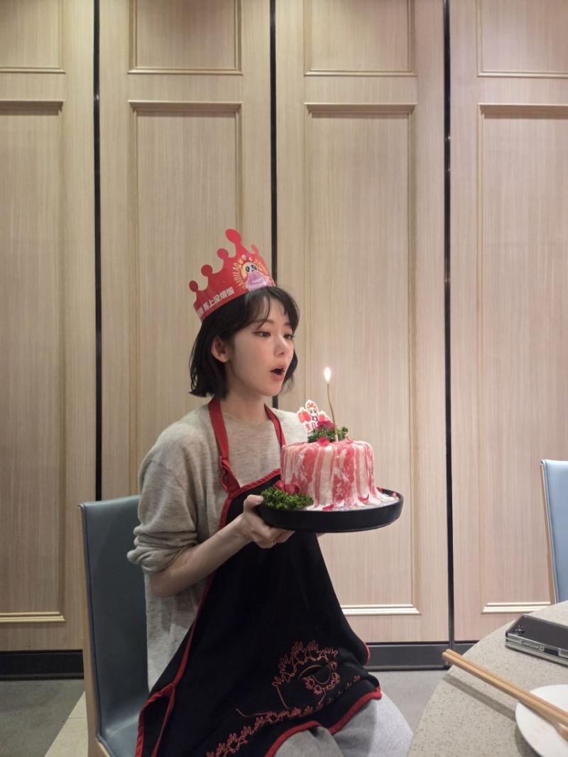 르세라핌 사쿠라 / 사쿠라 (허윤진,카즈하,홍은채)