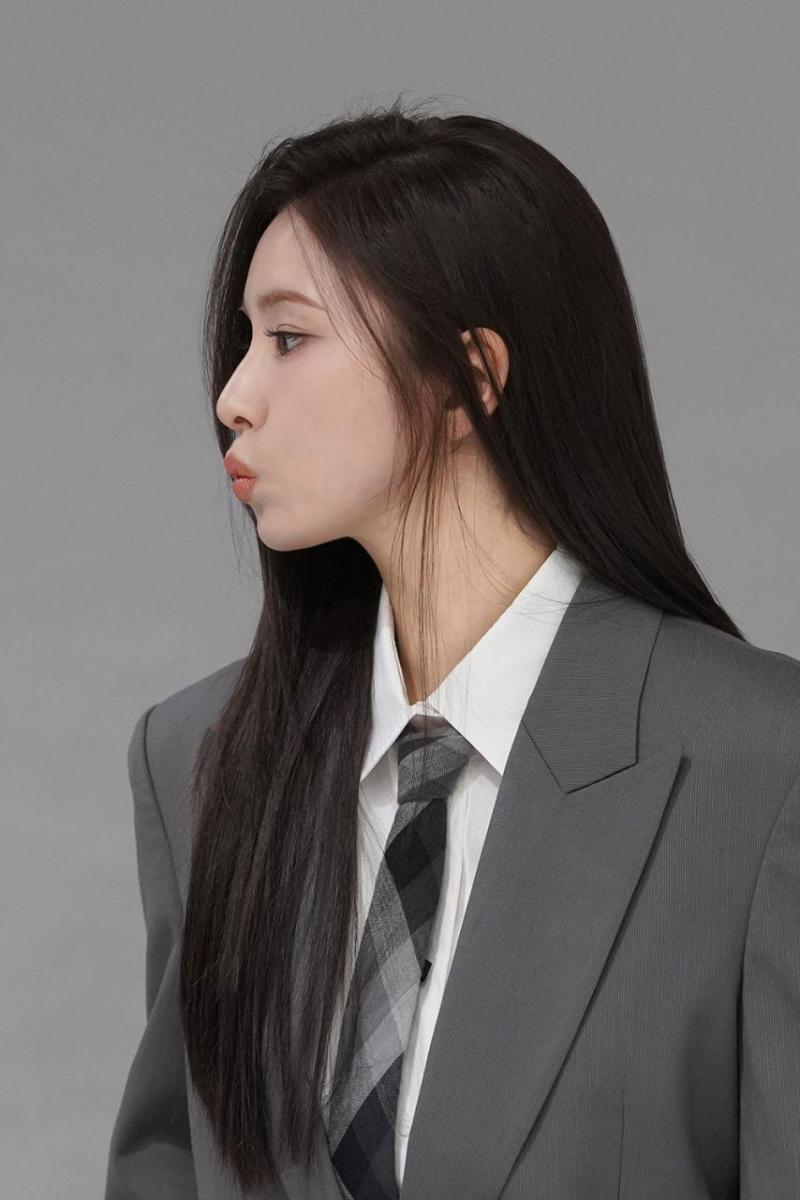 [신세경] 봄날의 햇살 같은 수트세경 비하인드