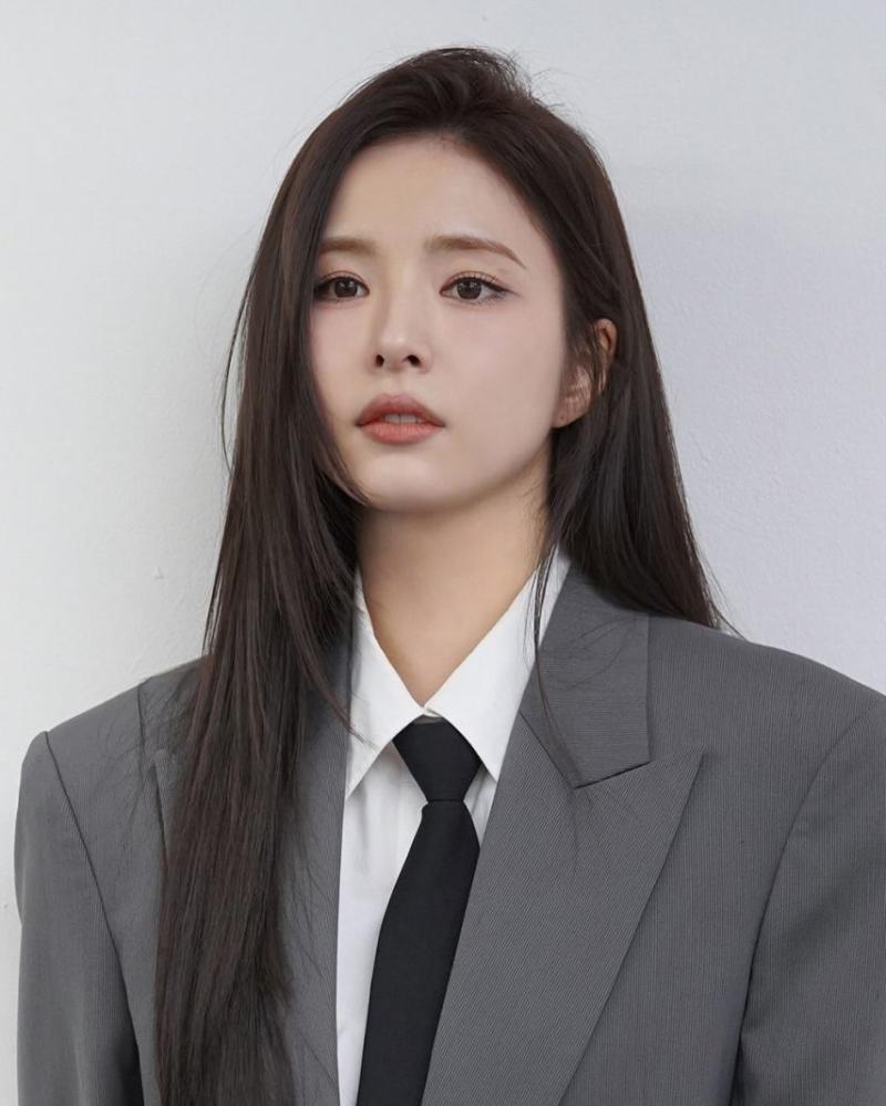 [신세경] 봄날의 햇살 같은 수트세경 비하인드
