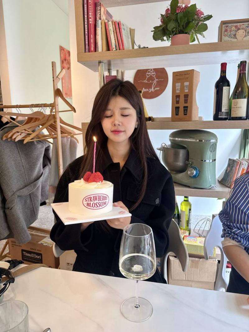 남윤선 기상캐스터