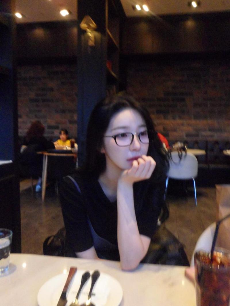 프로미스나인 백지헌