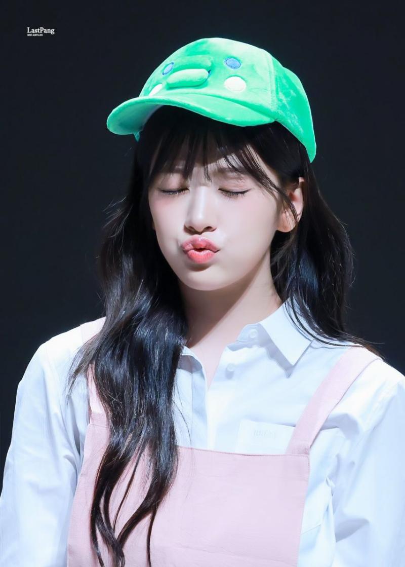 아이브 안유진