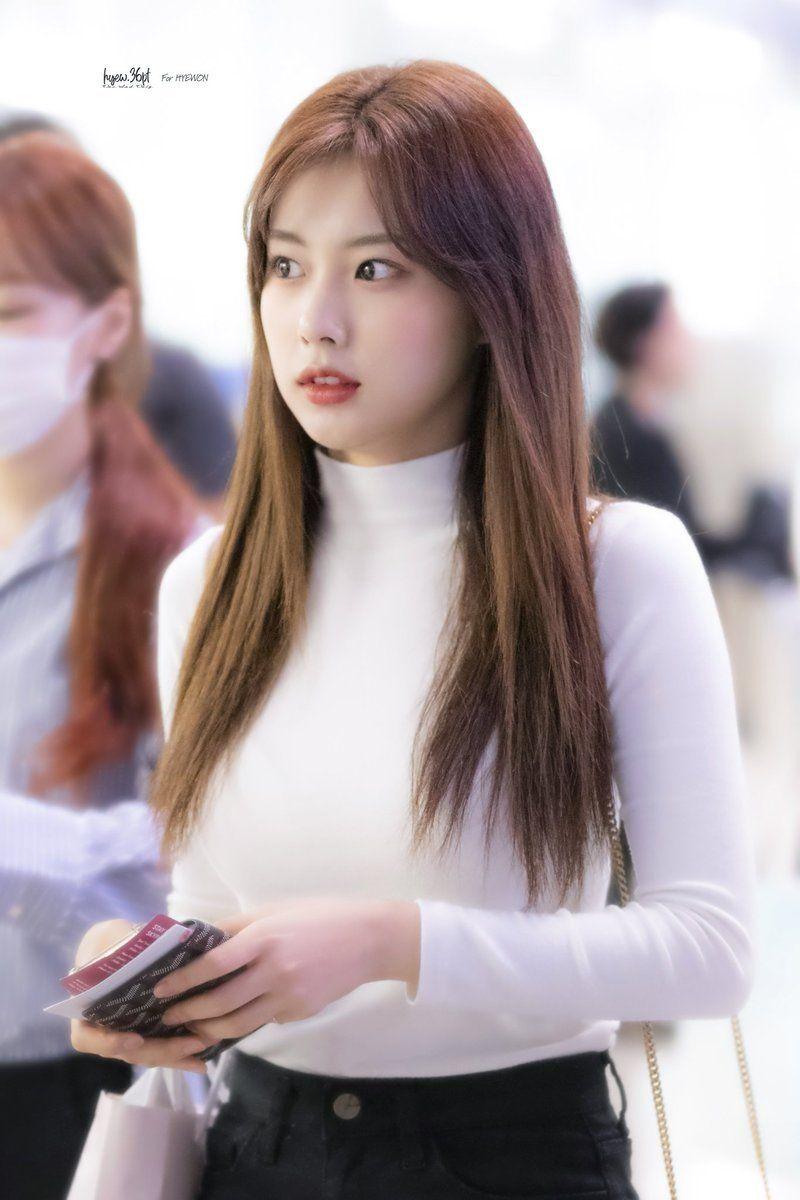 배우 강혜원