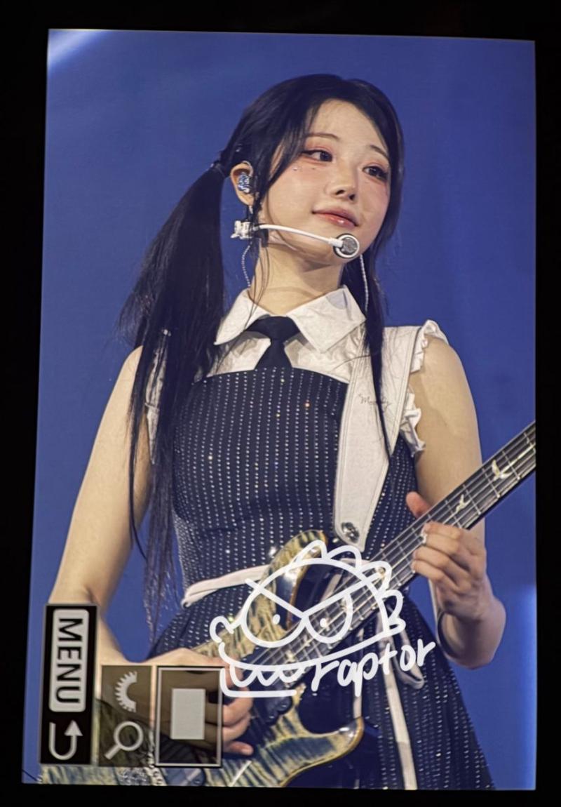 QWER 히나