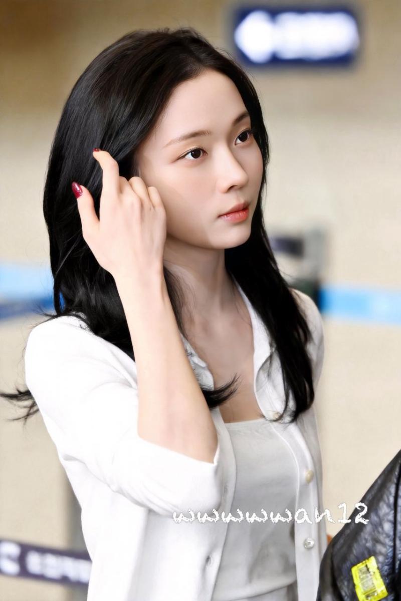 260321 상하이로 출국하는 에스파 윈터