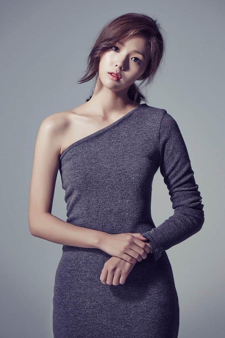배우 채수빈