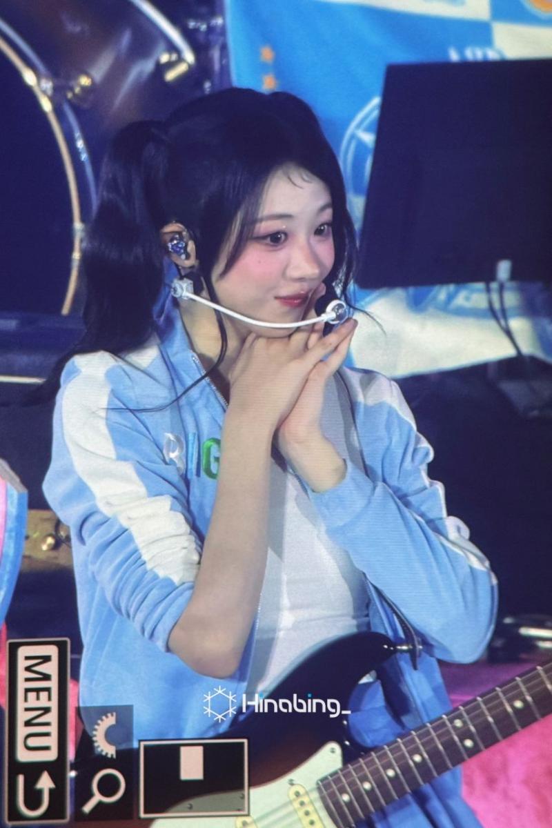 QWER 하나