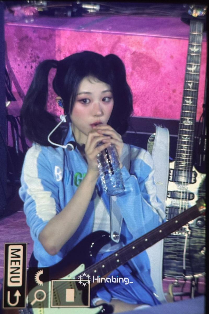 QWER 하나