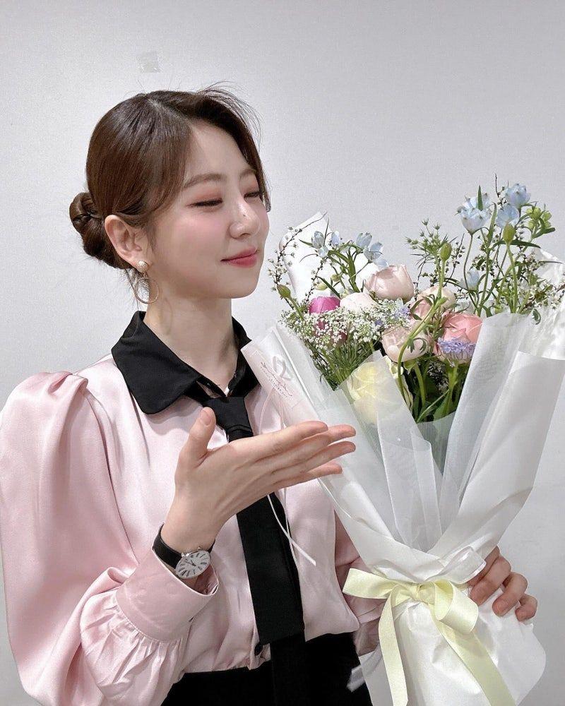 박지원 아나운서 시원한 각선미