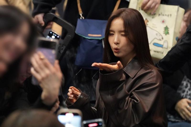 신세경