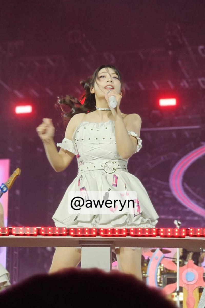 QWER 시연