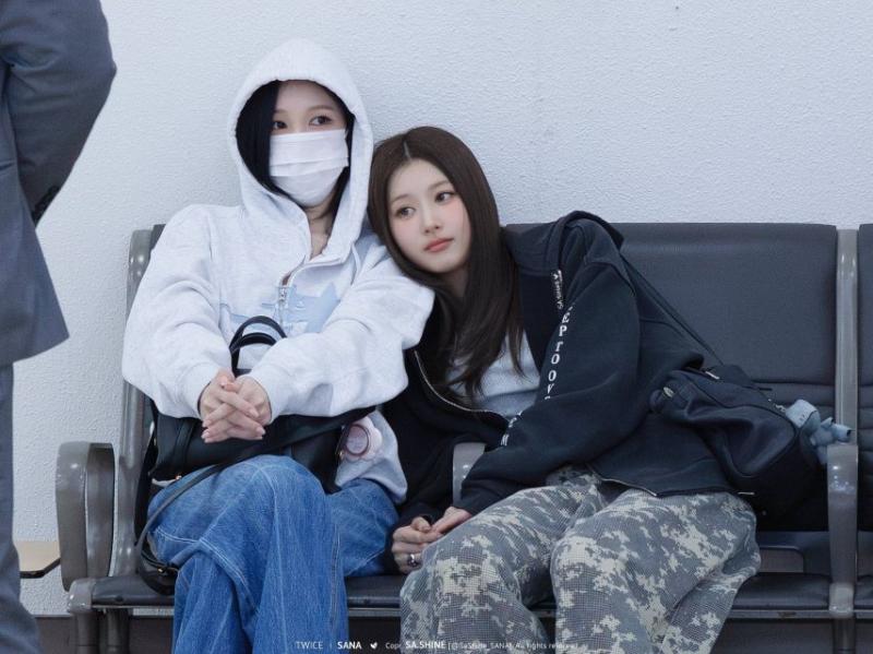 트와이스 사나