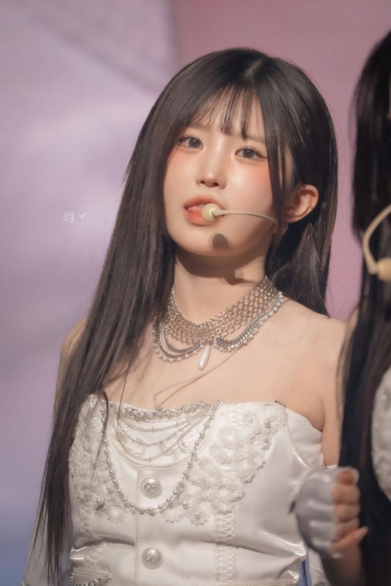 프로미스나인 송하영
