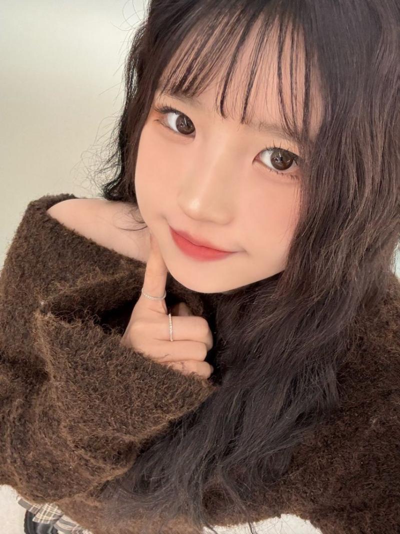 프로미스나인 송하영