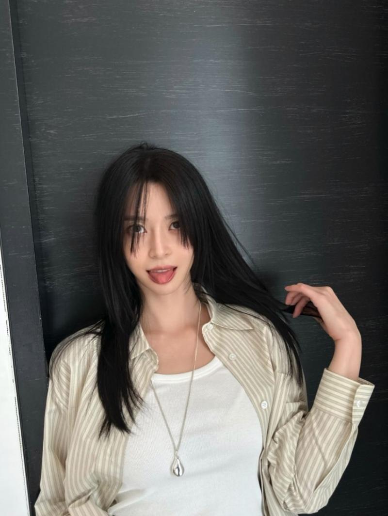 배우 권나라