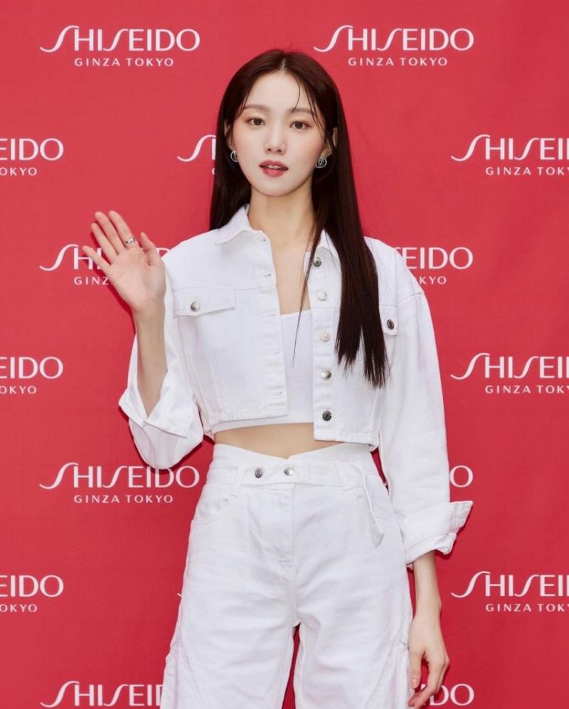 배우 이성경