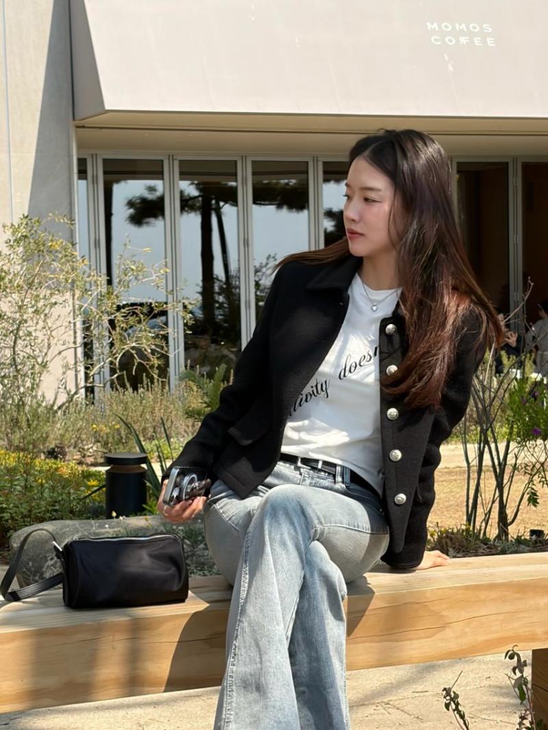 조윤서