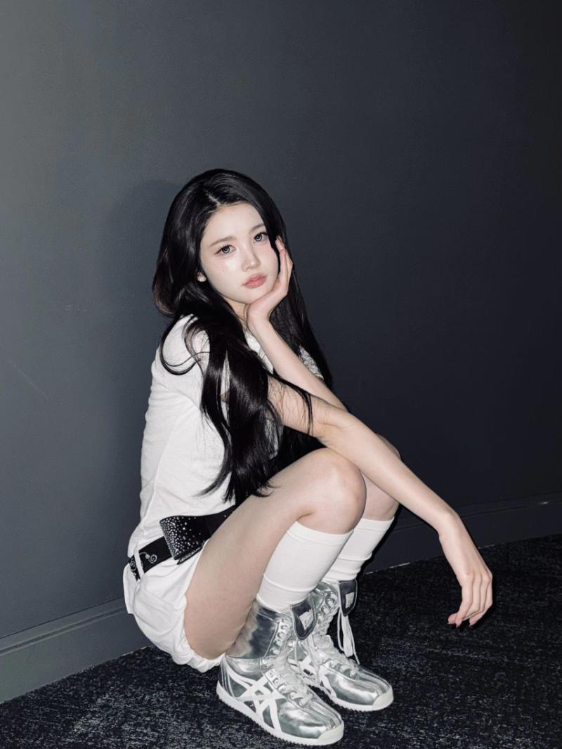 하츠투하츠 에이나