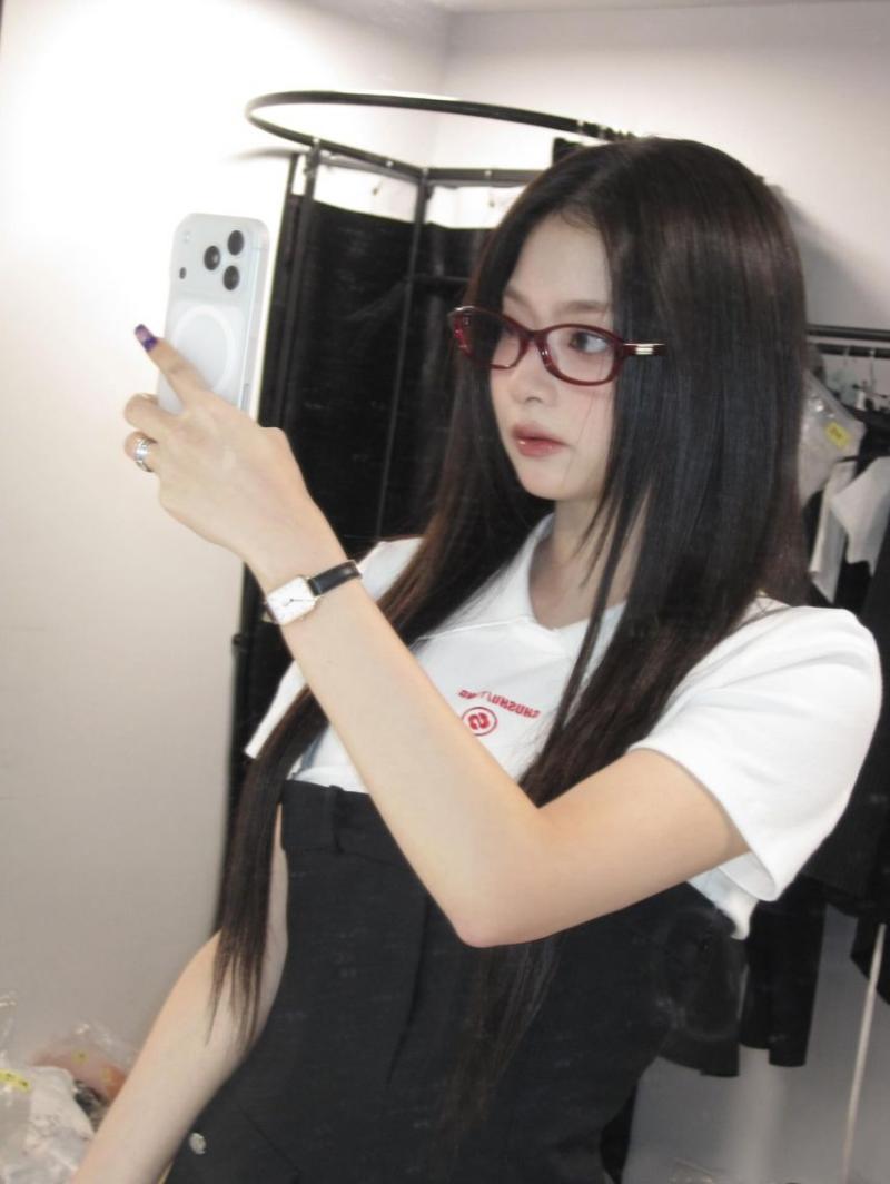 프로미스나인 이나경
