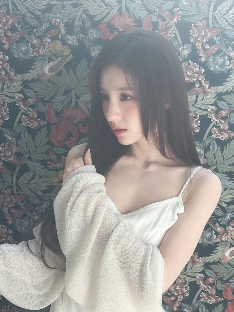 희진 ARTMS아르테미스 인별