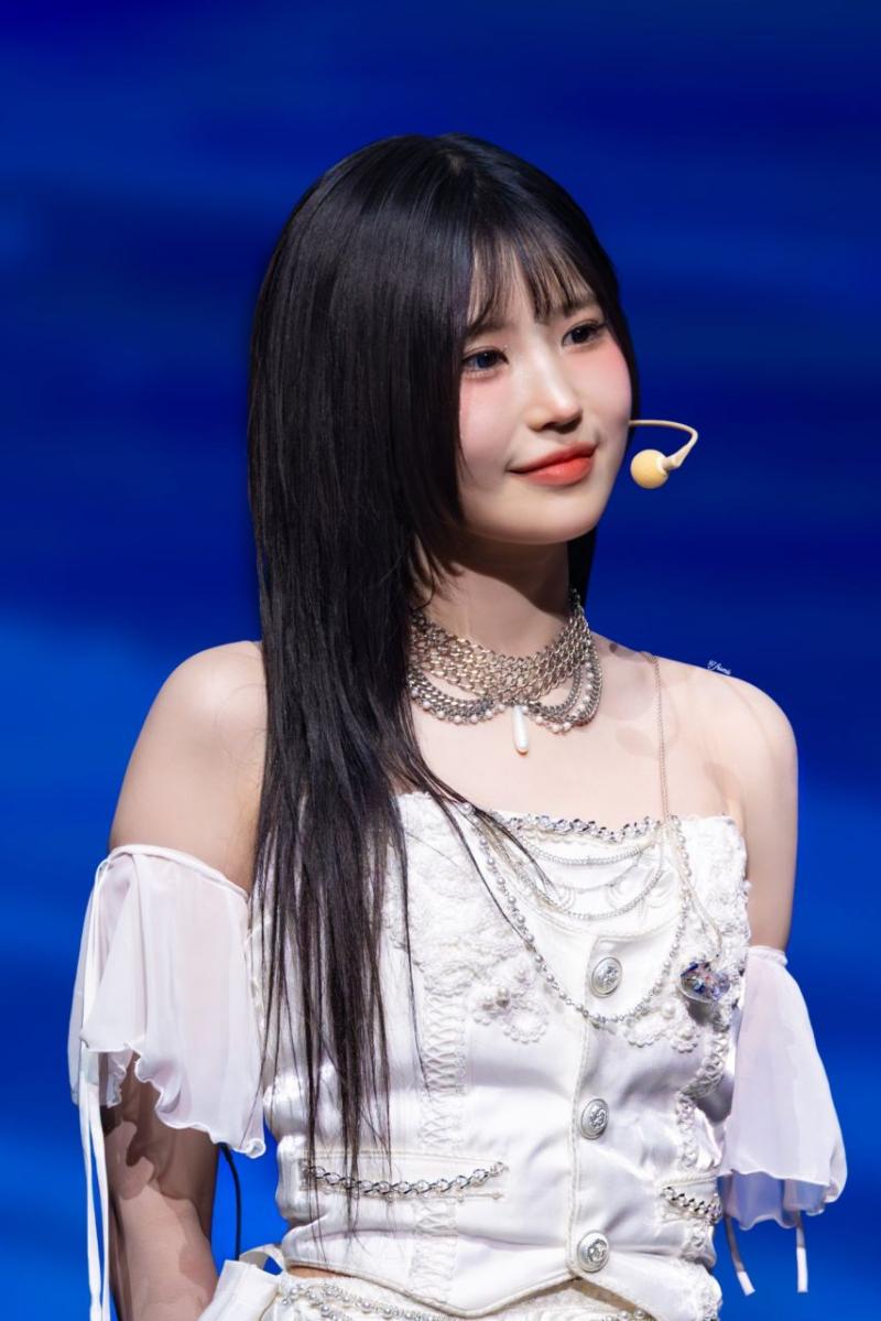 프로미스나인 송하영