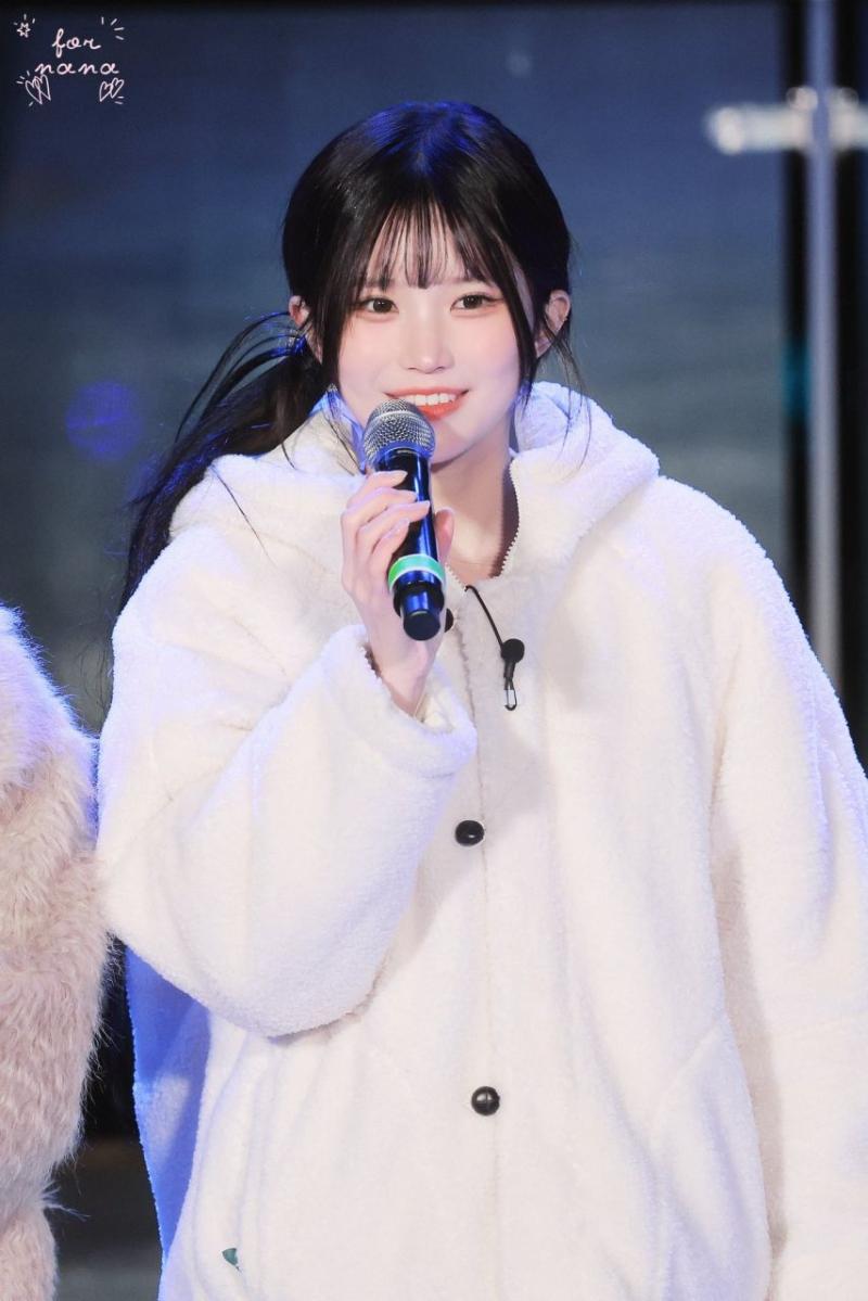 프로미스나인 송하영