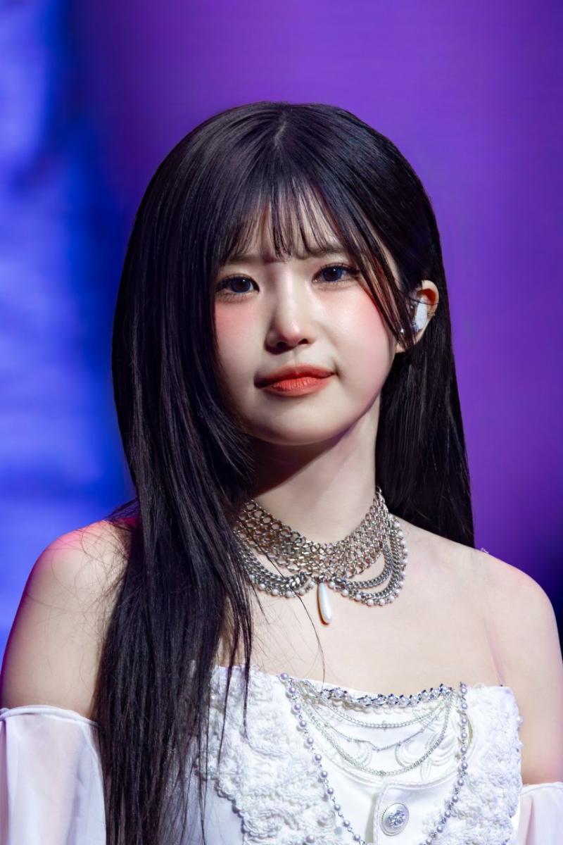 프로미스나인 송하영