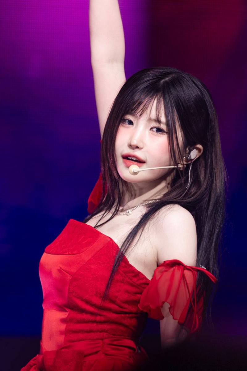 프로미스나인 송하영