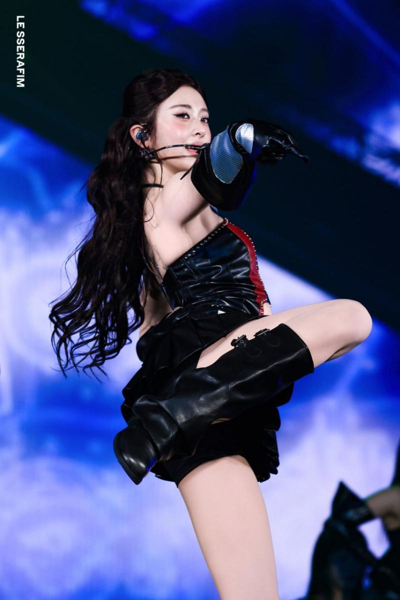 르세라핌 허윤진