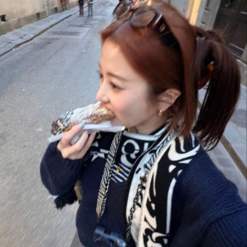 르세라핌 허윤진