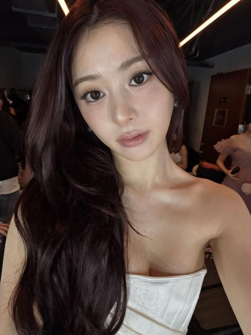 르세라핌 허윤진