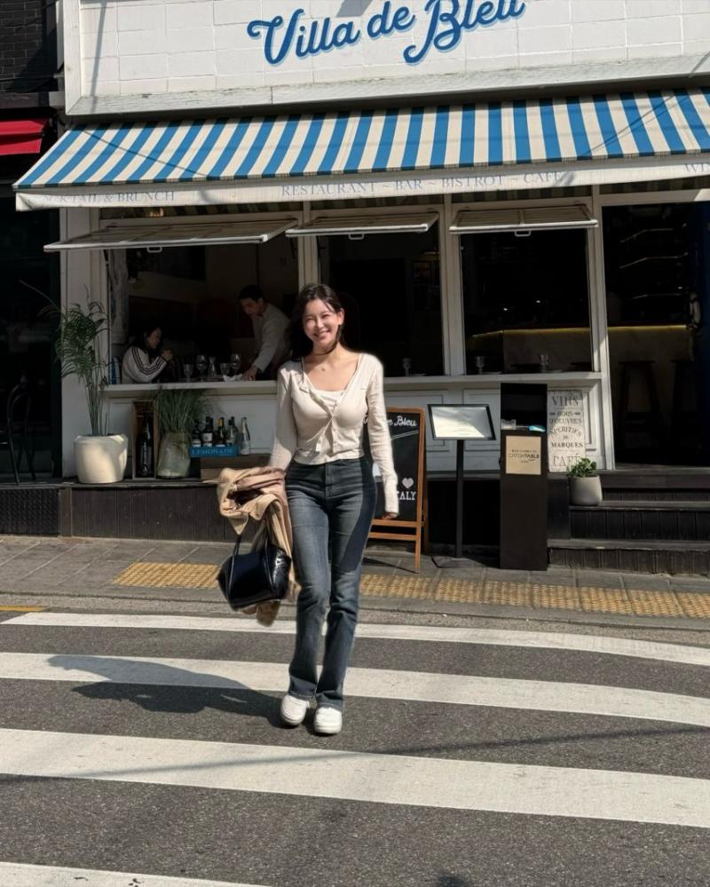 김윤희 아나운서