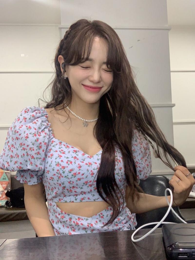 김세정
