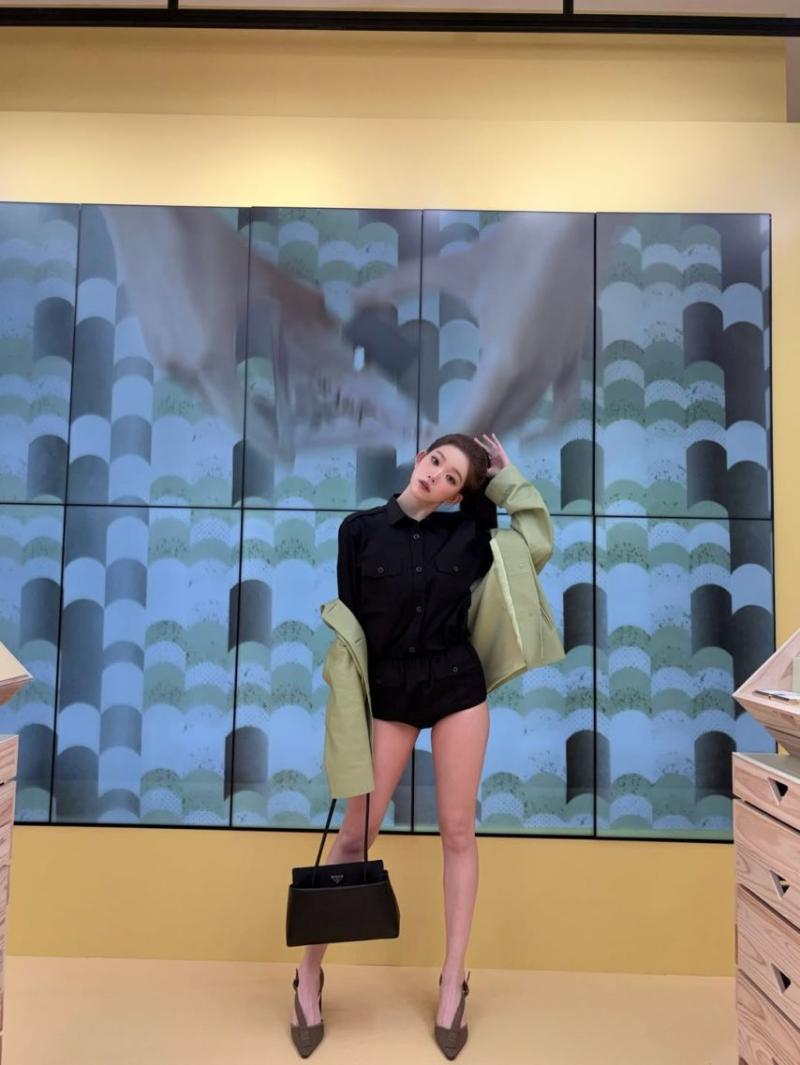 어제자 일본 프라다 키 170cm 빌리 츠키 비율.JPG