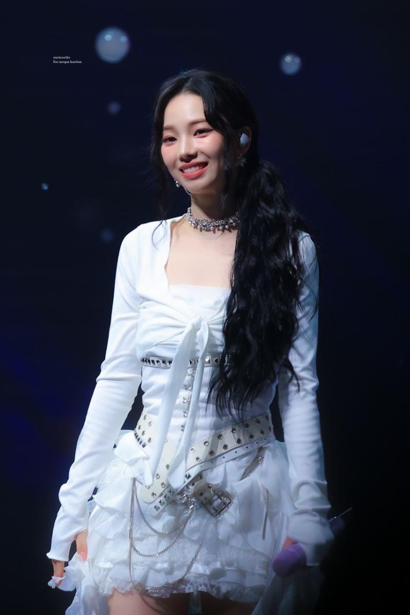 에스파 카리나