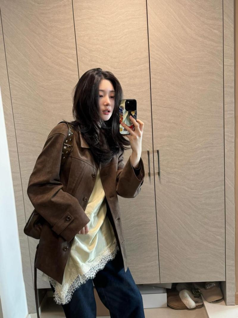 정채연