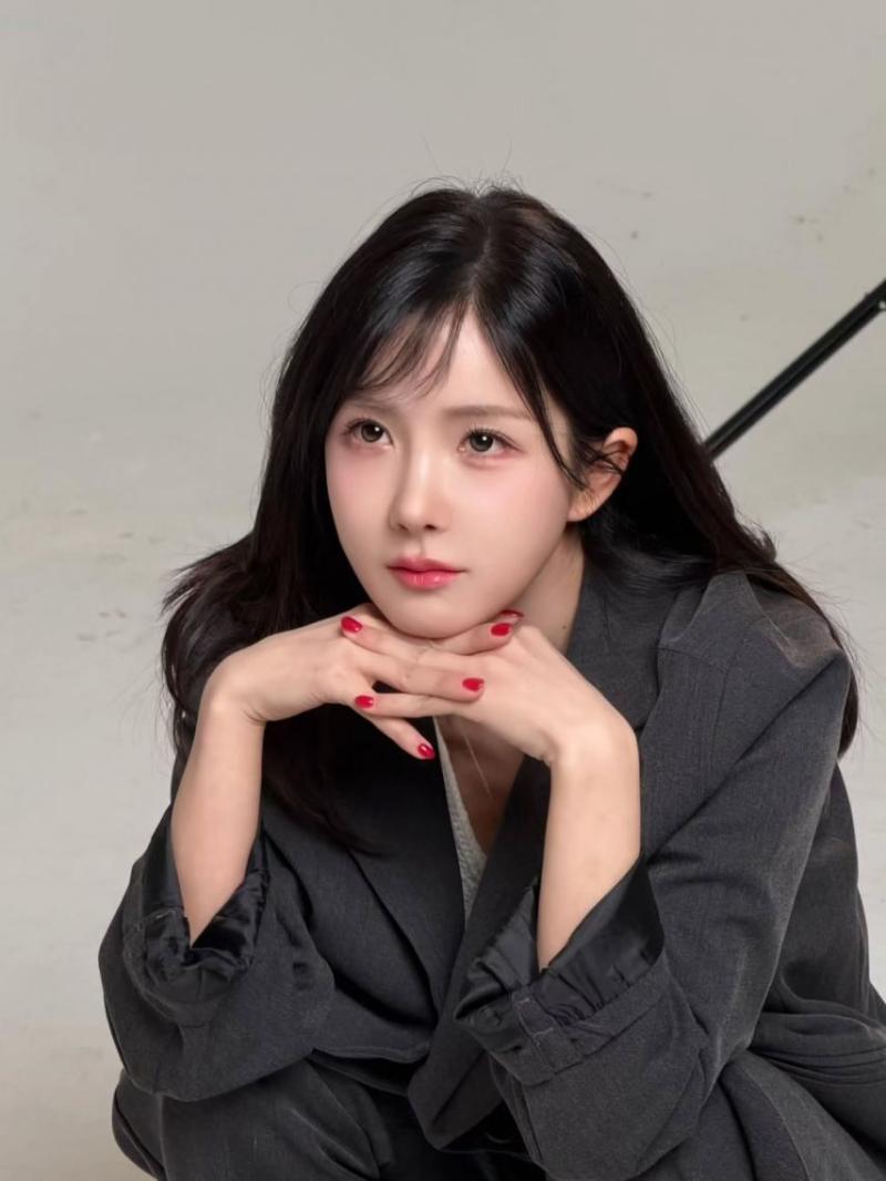 조현영