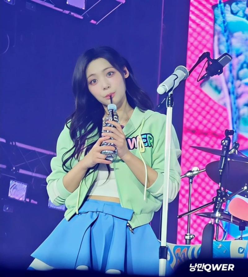 QWER 시연