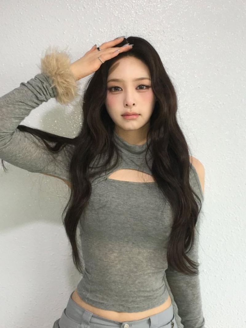 이즈나 방지민, 앳하트 봄, 나현