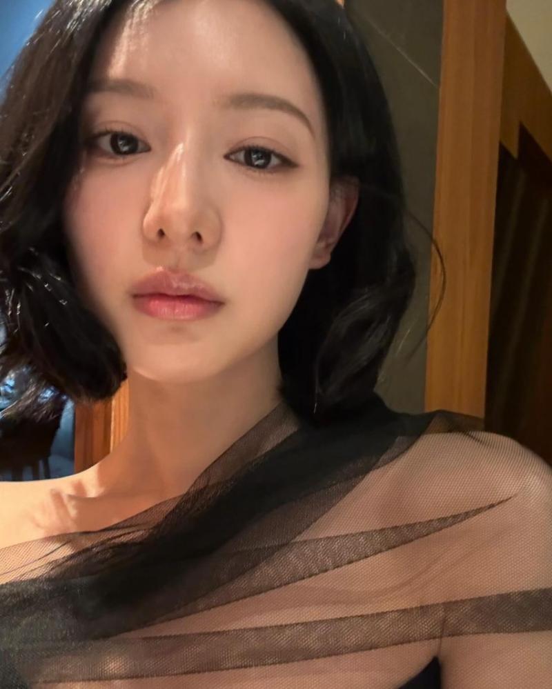 김지원 불가리 에클레티카