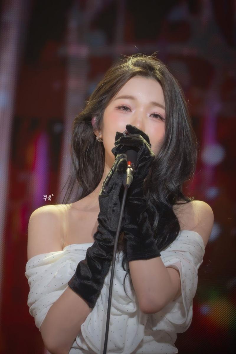 프로미스나인 백지헌