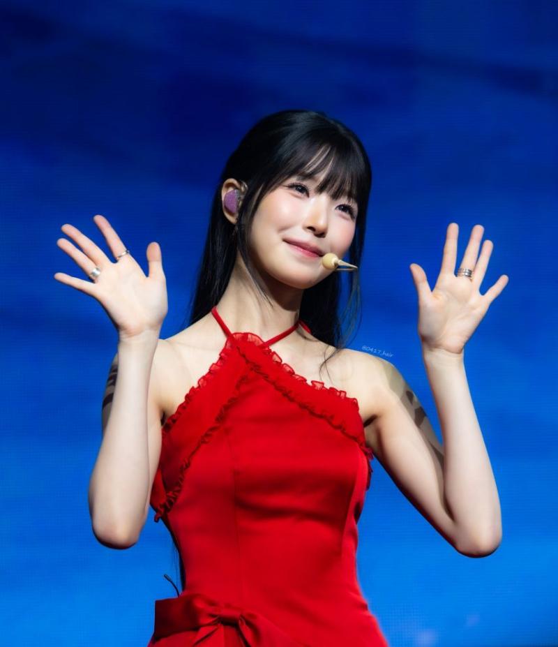 프로미스나인 백지헌