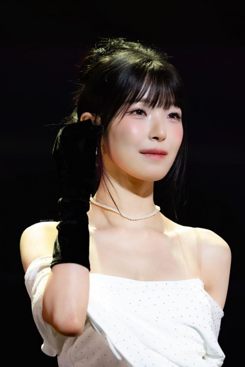 프로미스나인 백지헌