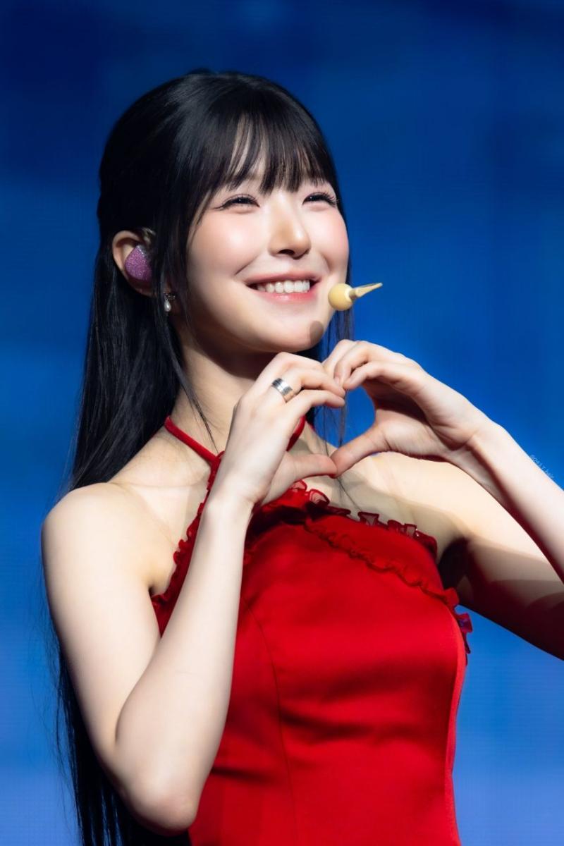 프로미스나인 백지헌