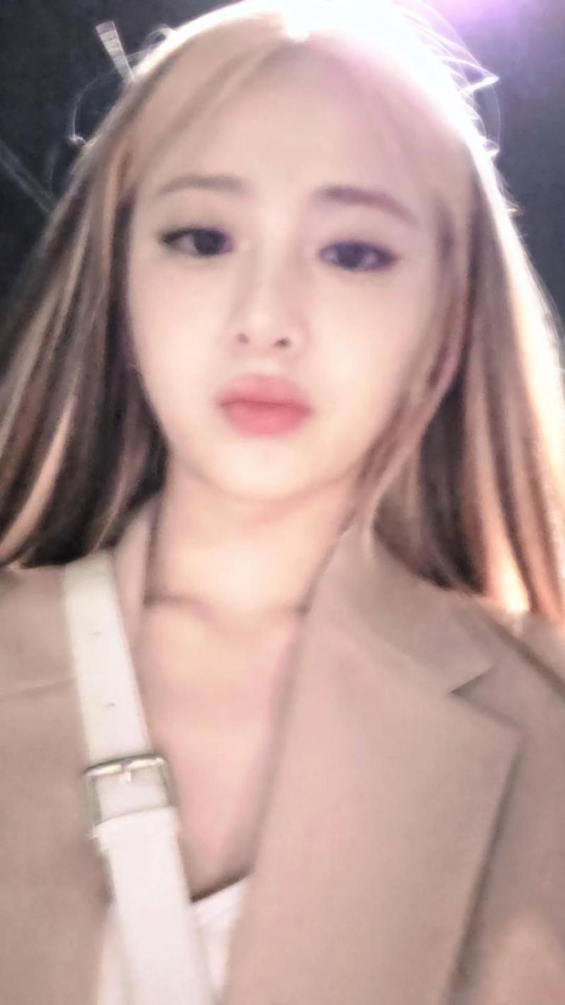 르세라핌 허윤진