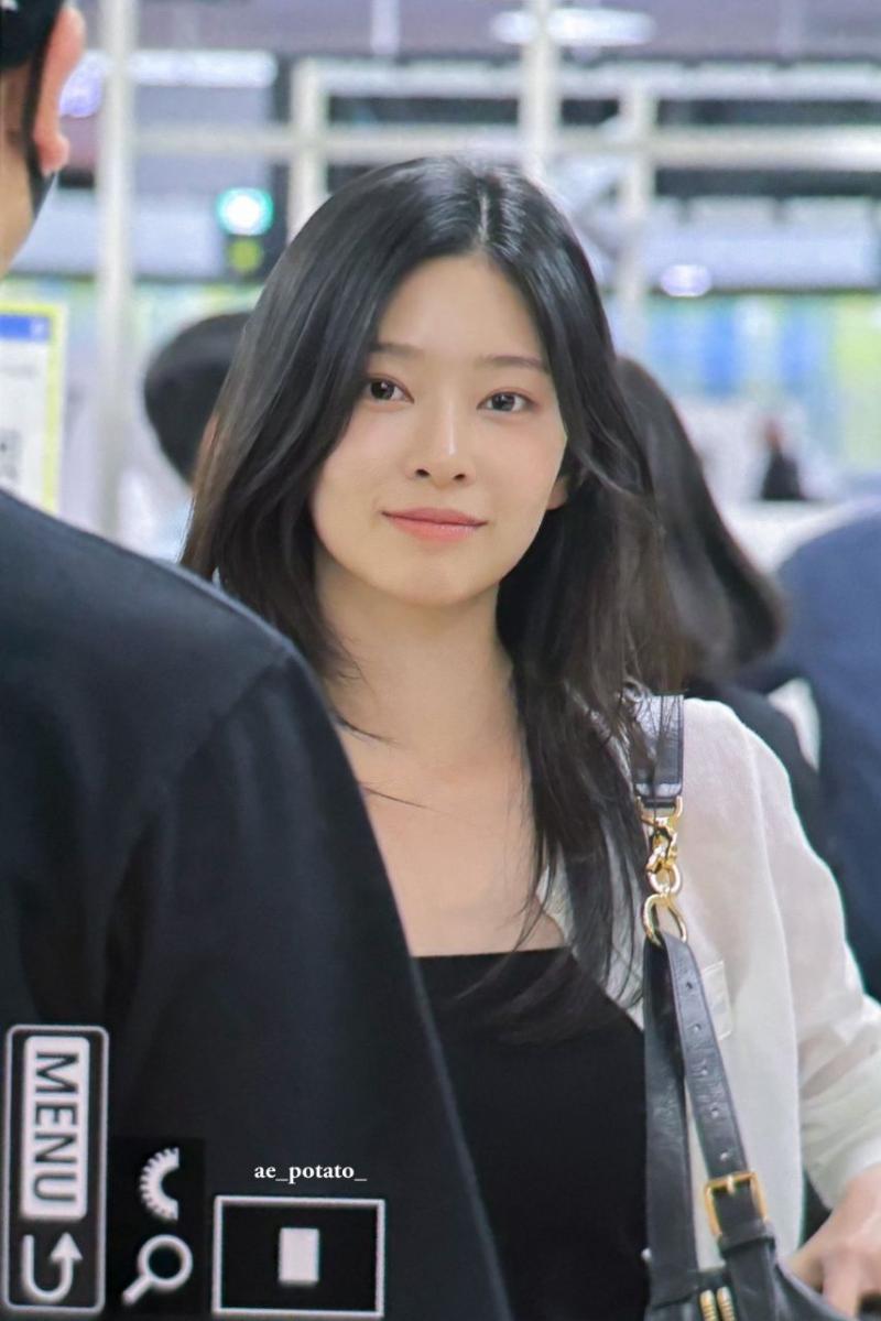 김민주