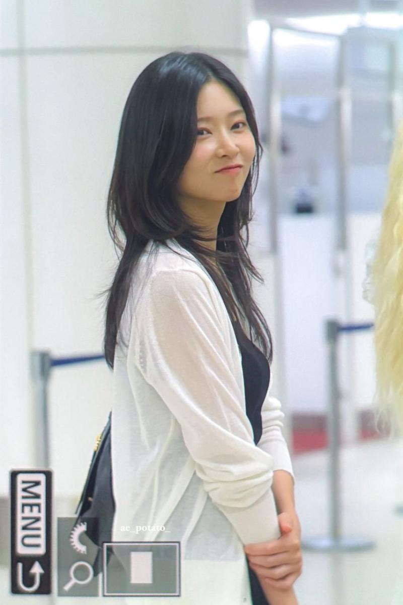 김민주