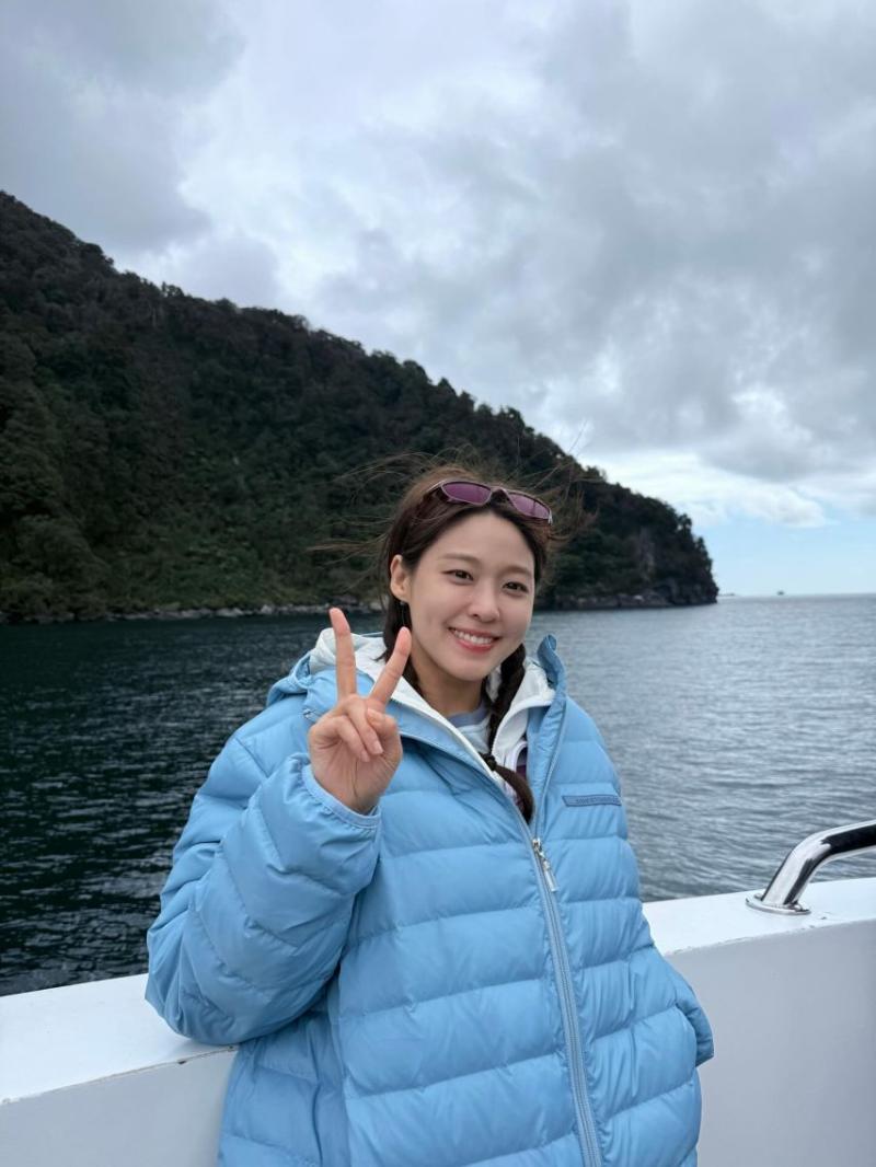 김민하 김설현 신은수/ 설현 인별