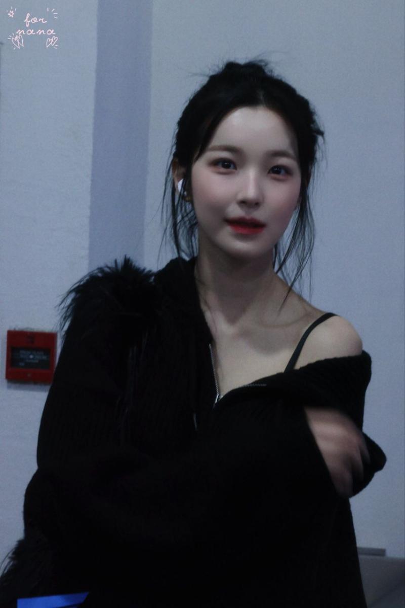 프로미스나인 백지헌