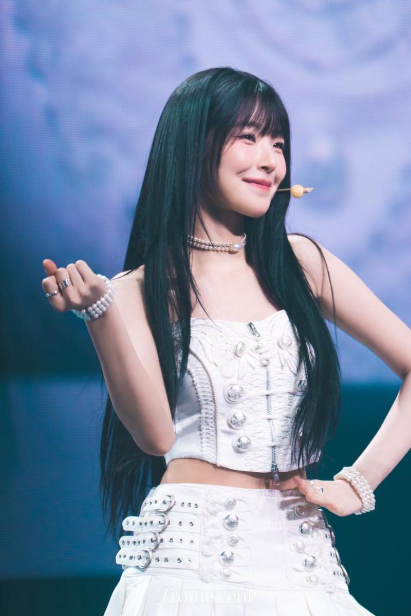 프로미스나인 백지헌